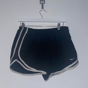 Nike Black and White Women’s Dri-Fit Running Shorts Size M